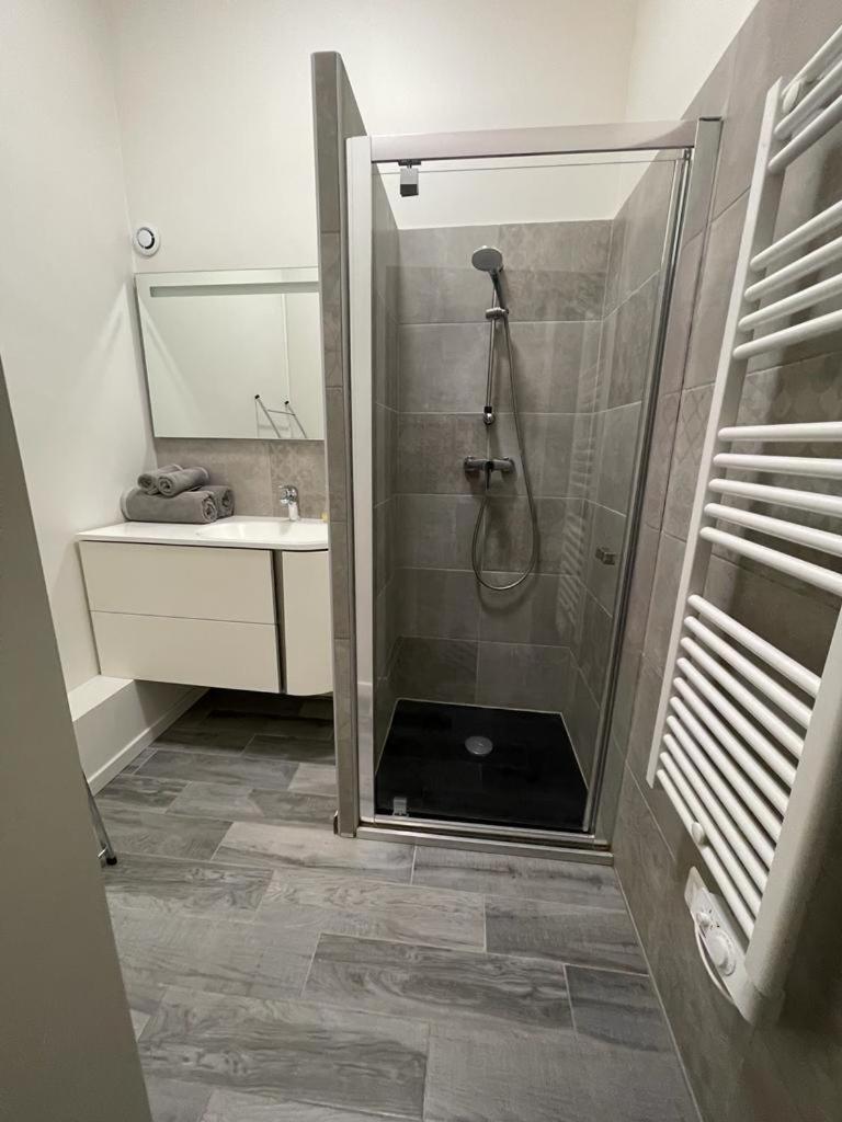 Edelweiss Apartment *